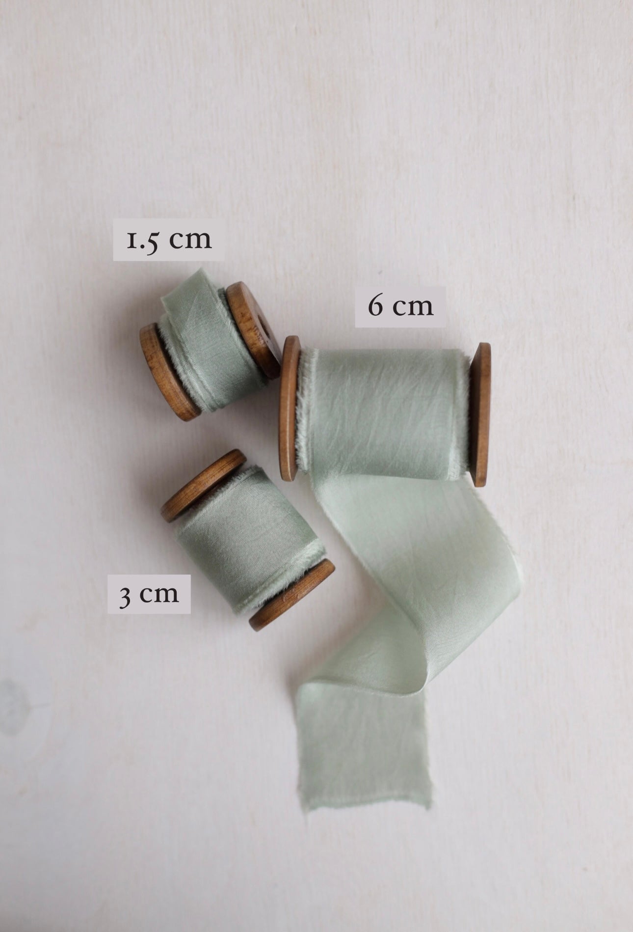 Listón de Seda Lisa Charmeuse marca Silk & Pepper - Tonos tierra