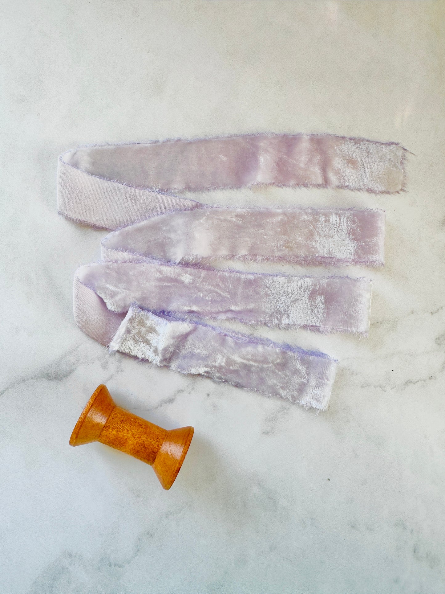 Listón de Seda Terciopelo en color Lily Blossom de Silk & Pepper