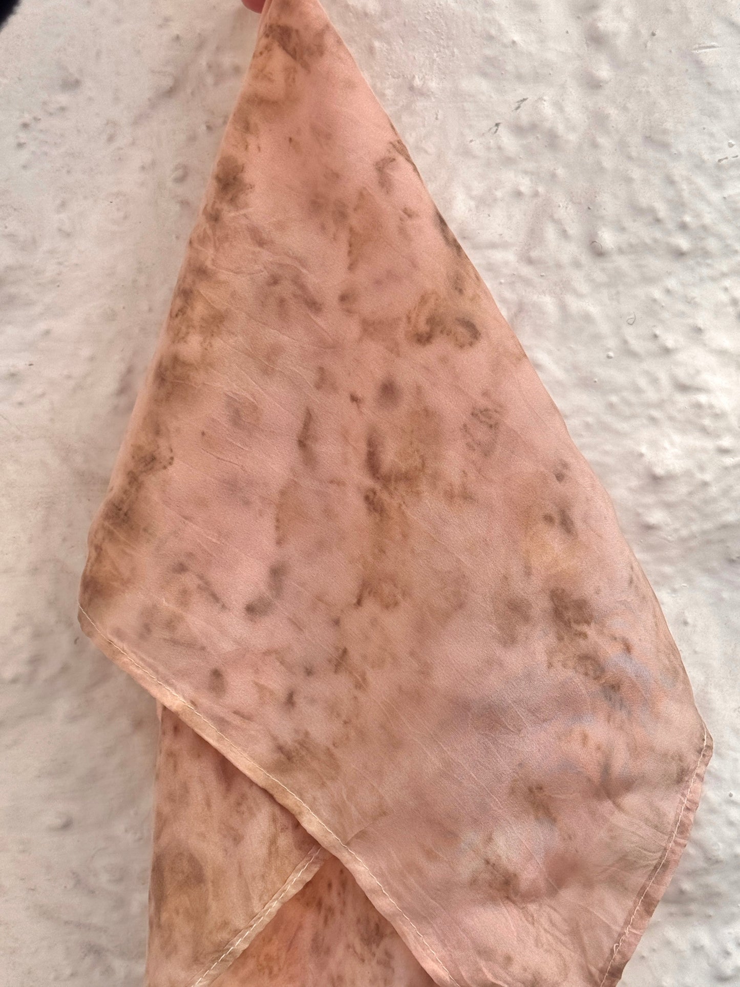 La "Clásica" Mascada de Seda Silk & Pepper