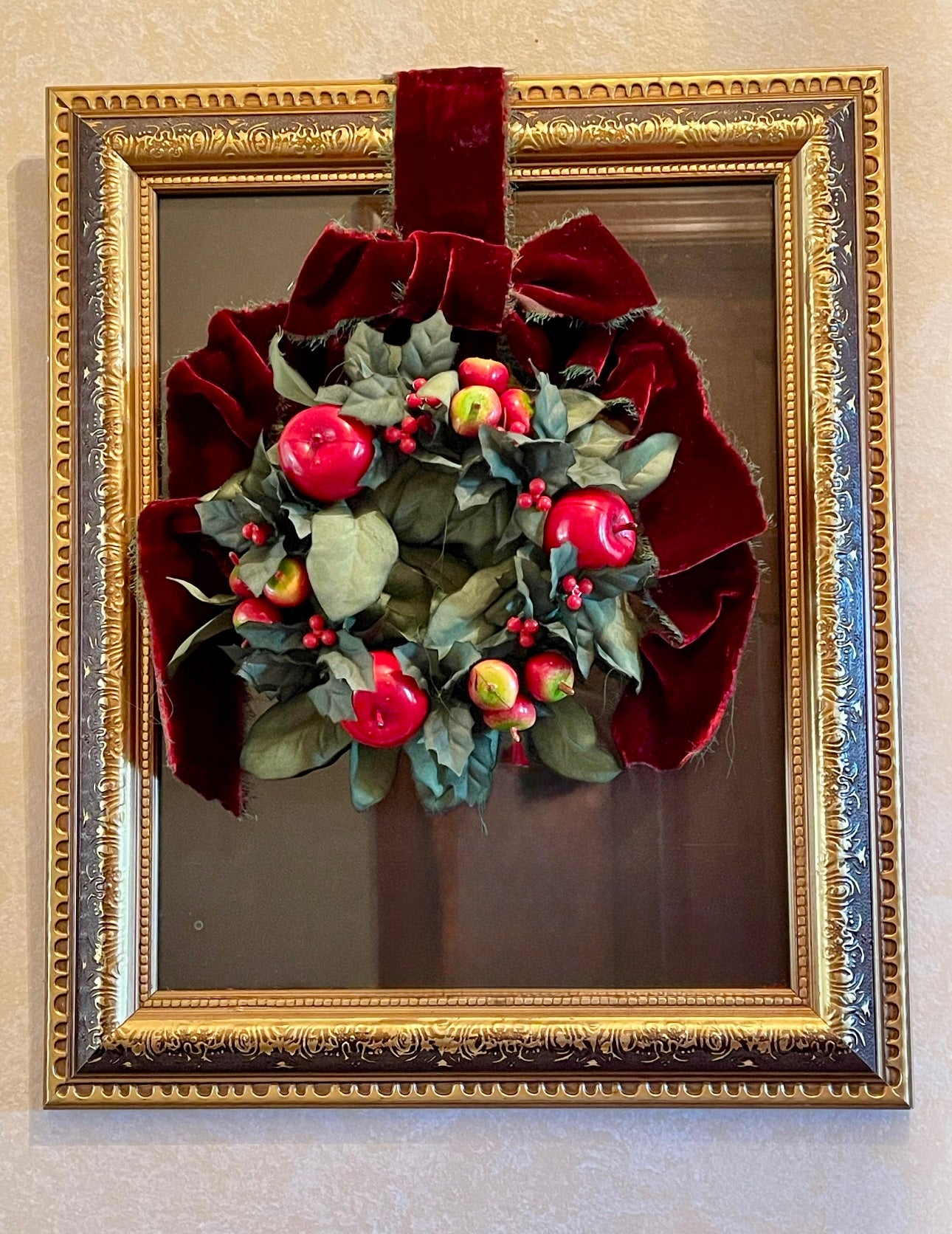 Listón de Seda Terciopelo en Santa Baby de Silk & Pepper