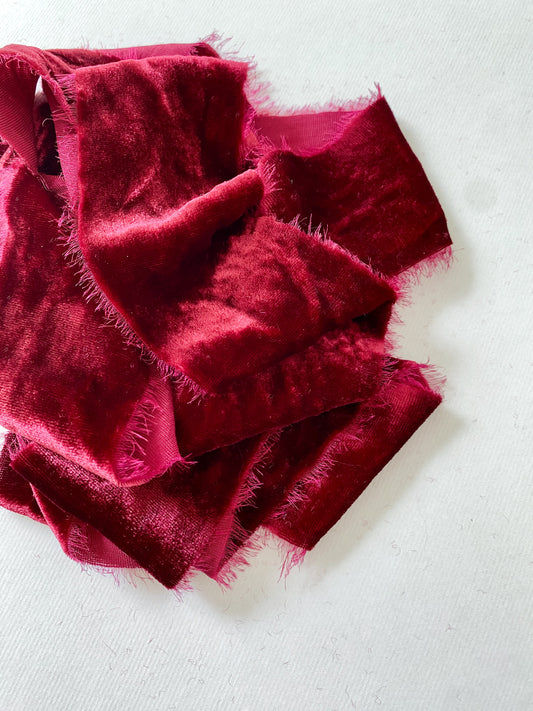 9 listones gruesos de Seda Terciopelo en Merlot de Silk & Pepper