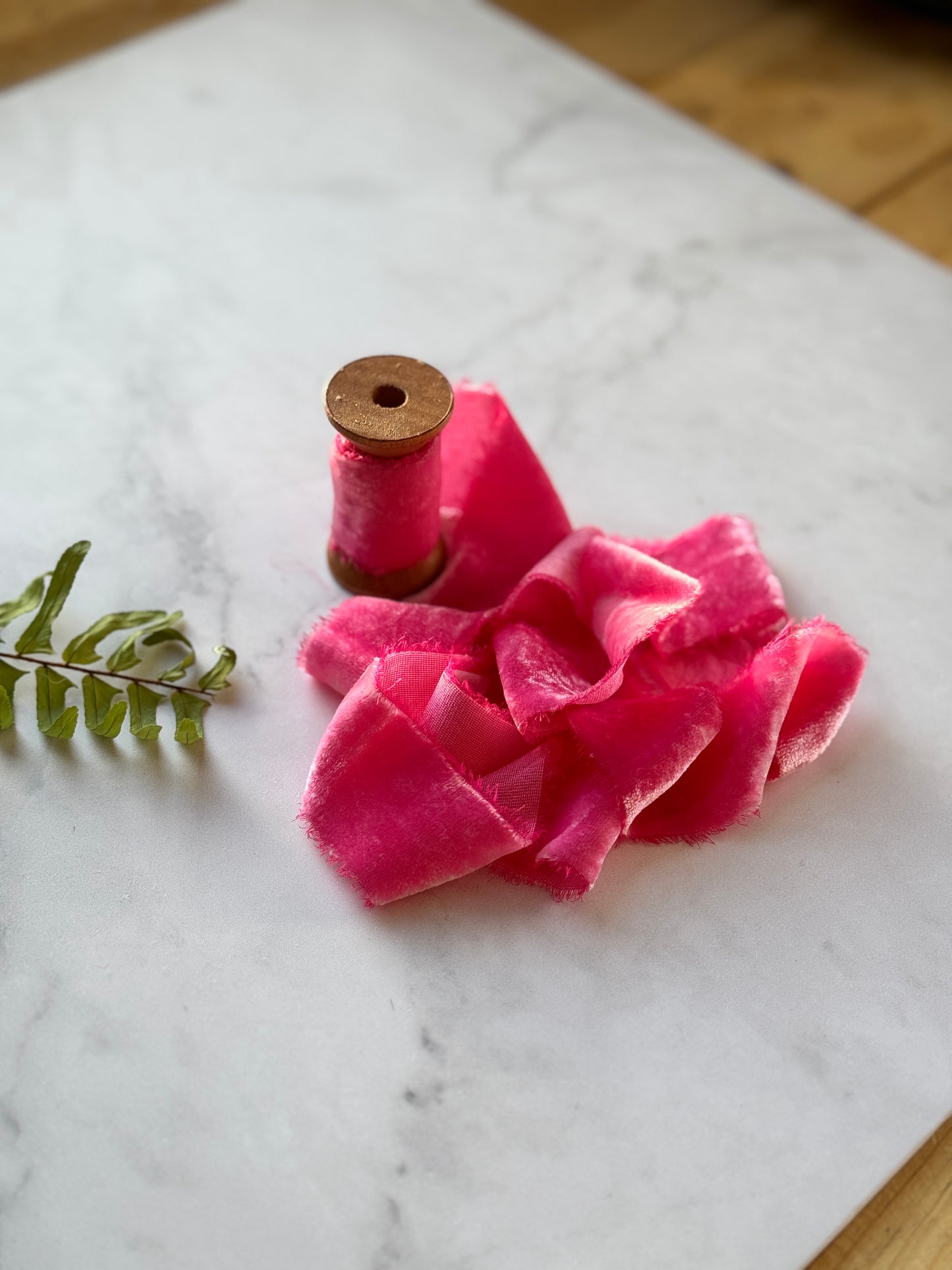 Listón de Seda Terciopelo en color Barbie Silk & Pepper