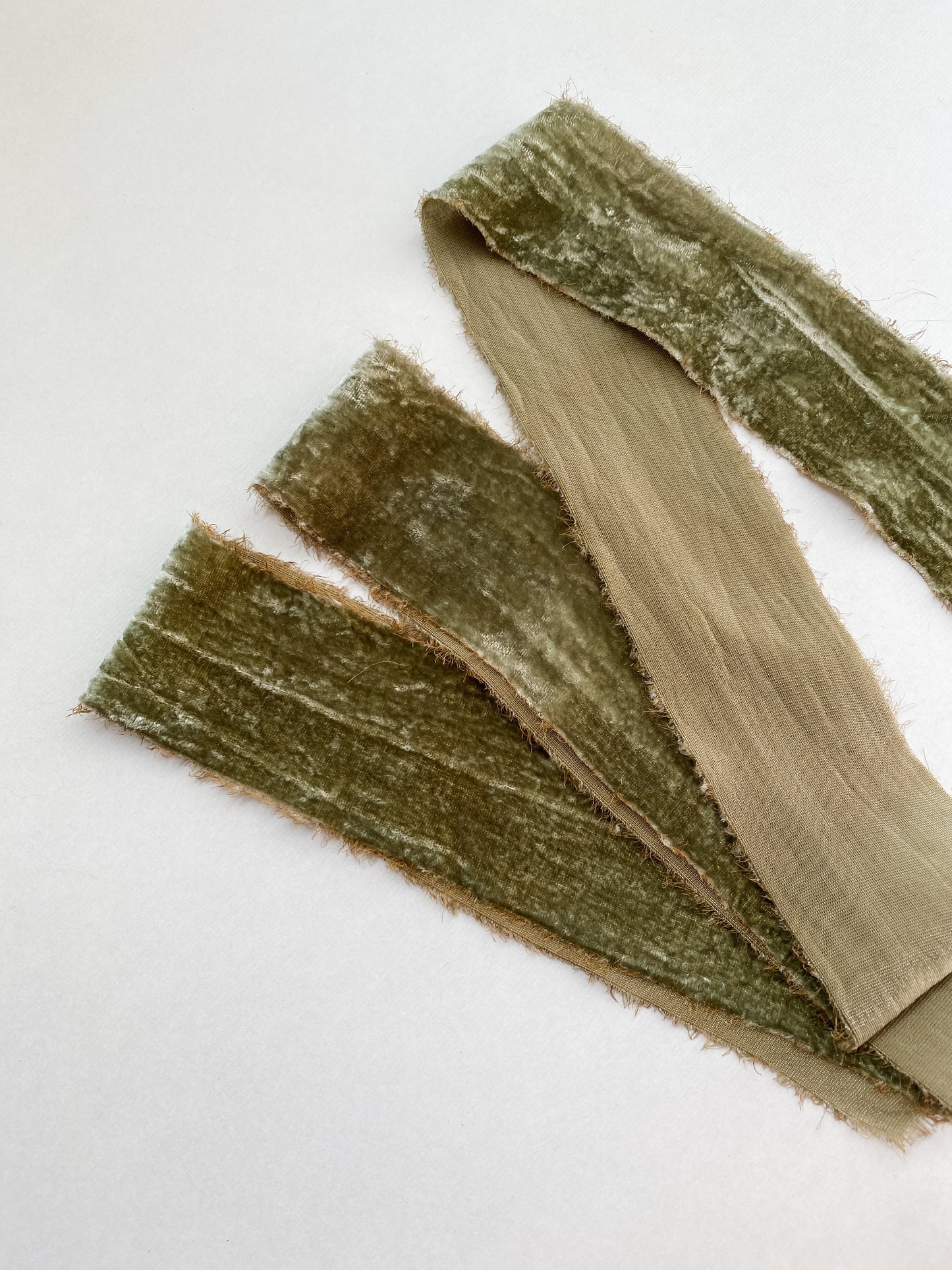 Listón de Terciopelo en Moss Green de Silk & Pepper