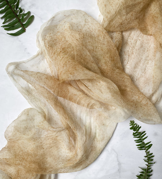 Camino de mesa Botanical Print no. 3 - Tonos tierra Silk & Pepper