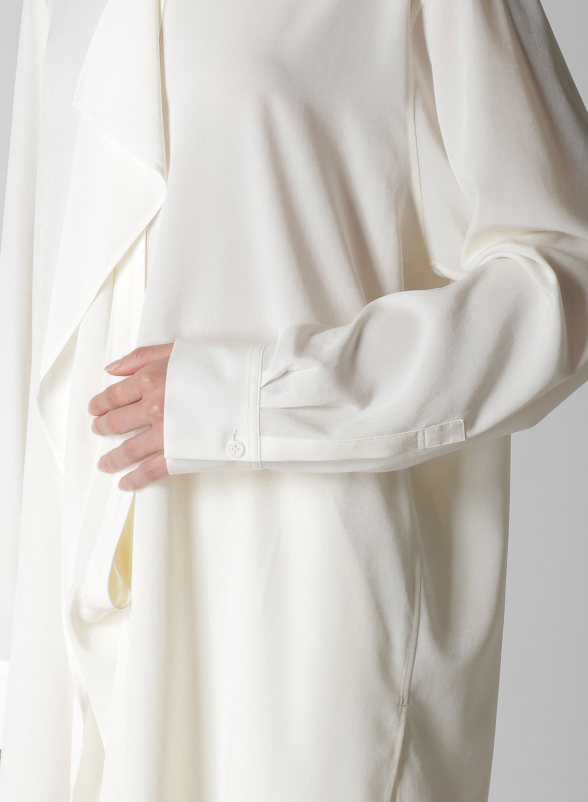 🌸 Seda Crepé de Chine 30 mm – Textura Suave con Cuerpo y Movimiento por metro